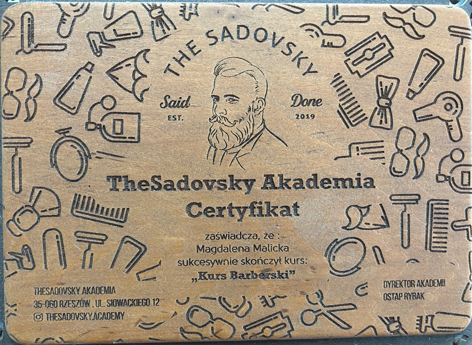 Certyfikat The Sadovsky Akademia: Magdalena Malicka ukończyła „Kurs Barberski”